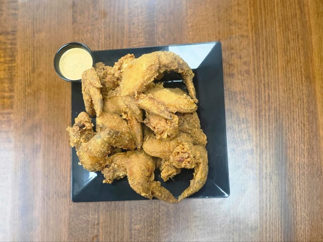 Factory Signature Whole Wings (12pcs).