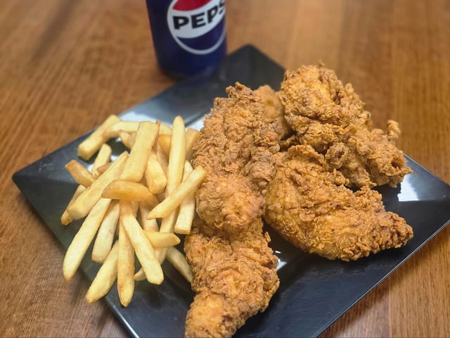 Chicken Tenders (5pcs) Combo.