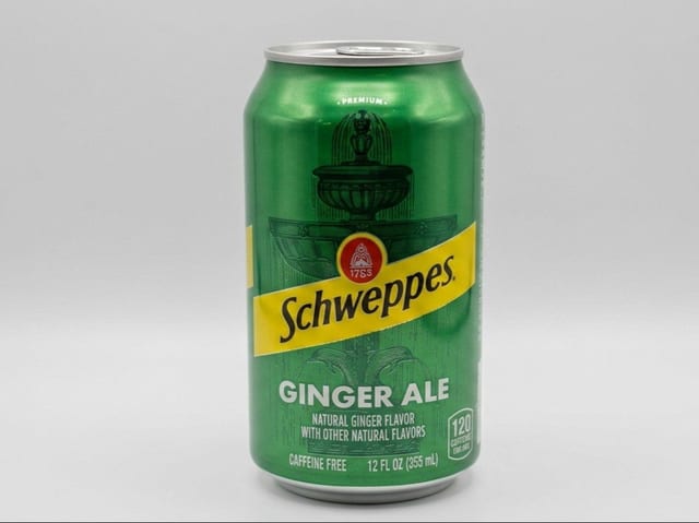 Can Soda Schweppes Ginger Ale.