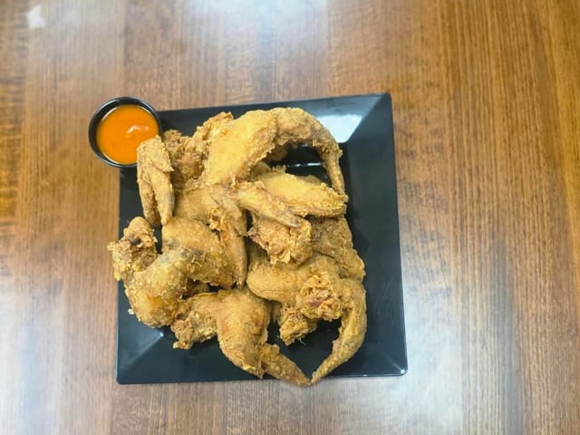 Buffalo Heat Whole Wings (12pcs).