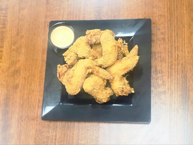 Factory Signature Whole Wings (6pcs).