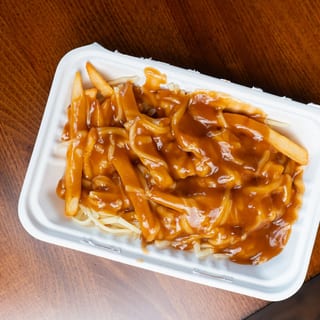 Poutine fries